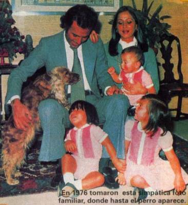 Enrique Iglesias Family members.jpg